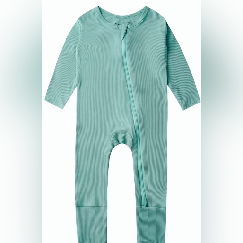 ribbed bamboo sleeper with fold-over hands and feet
